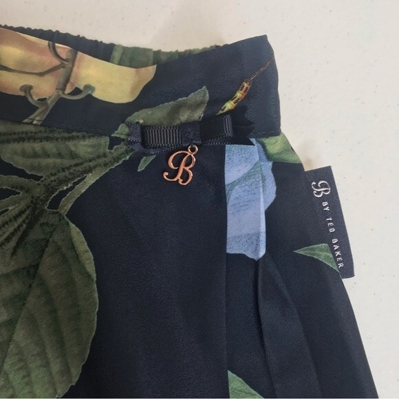 B By Ted Baker Sleep Shorts Lingerie Navy Floral Print Women Plus Size 18 - Picture 3 of 12